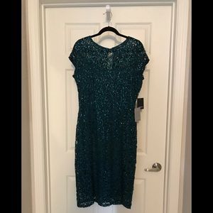 NWT Marina jade holiday dress from Nordstrom. Size 16
